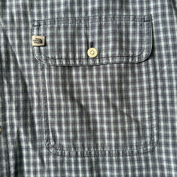 EUC Men’s Button Down The North Face Blue Checkered Long Sleeve Shirt Size XL - Picture 4 of 9